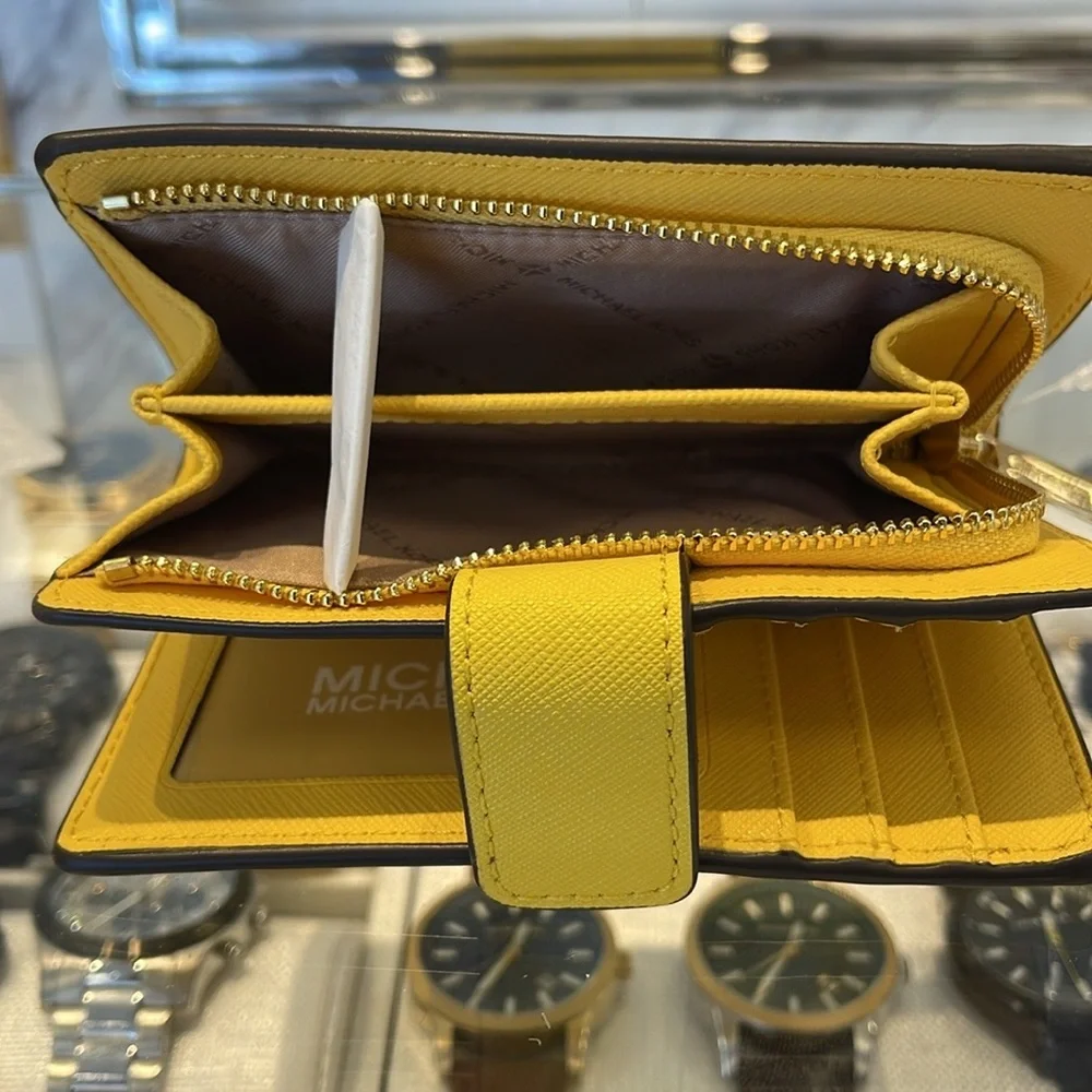 Michael Kors Medium Crossgrain Leather Wallet COLOR GOLDEN YELLOW NWT